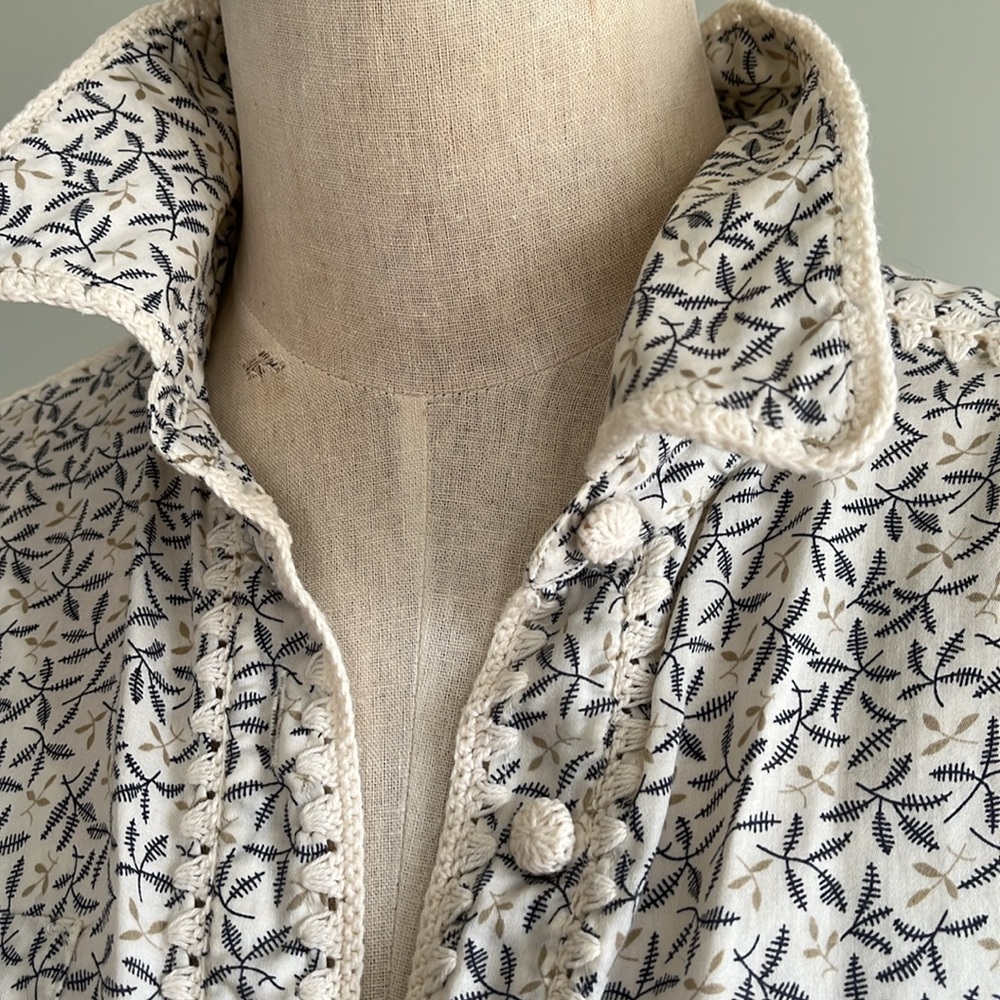 J.Jill Patterned Short Sleeve Shirt - Picture 3 of 12